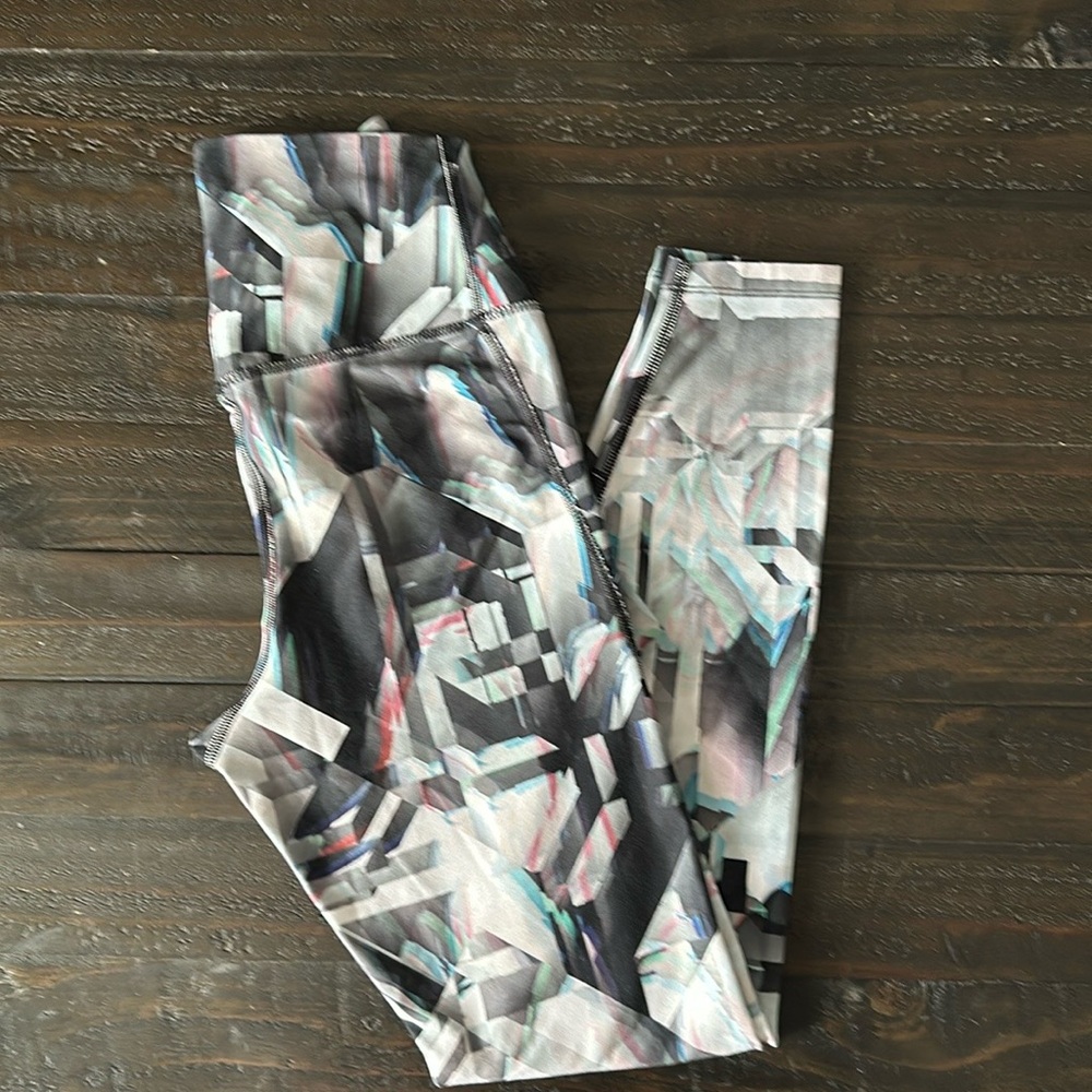 Nike Dri-Fit Graphic Printed Leggings | Size: Small